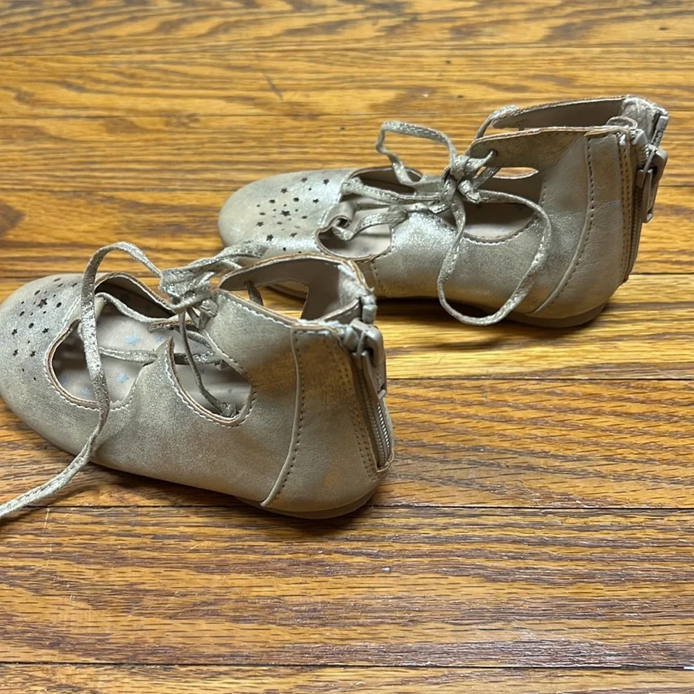 ❤️2/$15❤️5/$25❤️ CAT & JACK | Champagne lace up flats/shoes